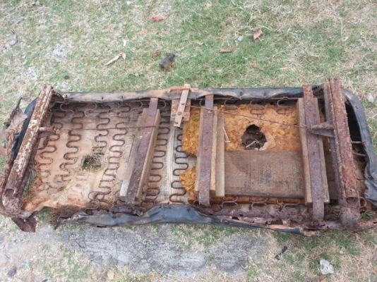 ขอขายเบาะเดิม datsun 320 (ลองดูก่อนครับ) ขอขายเบาะเดิม datsun 320 (ลองดูก่อนครับ)