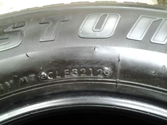 ยางบริสโตน 245/70/16 สภาพสวย ยางบริสโตน 245/70/16 สภาพสวย