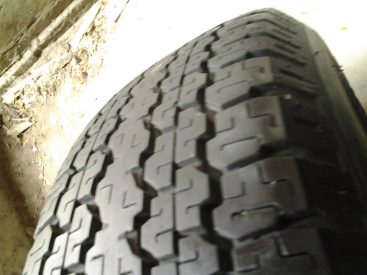 ยางบริสโตน 245/70/16 สภาพสวย ยางบริสโตน 245/70/16 สภาพสวย