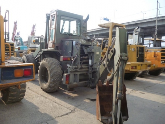 ขายด่วนรถตักหน้าขุดหลัง นำเข้ามือ 2 ญี่ปุ่น