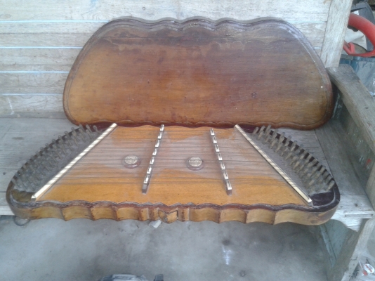 ขิมเก่าเก็บสภาพดี ขาย1800บาท