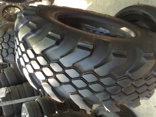 ขายยางออฟโรด ขนาด365/80R20