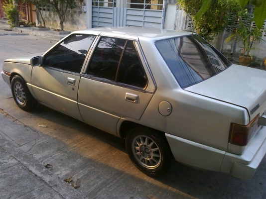 ขายด่วน Mitsu champ ปี87 เดิมๆ 28000 ทะเบียน+ชุดโอน