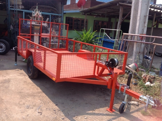 ขายรถเทเลอร์ลากจูง โทร 0819850383