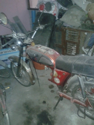 ขายโครง YL2 สีแดง มีเล่มส้ม