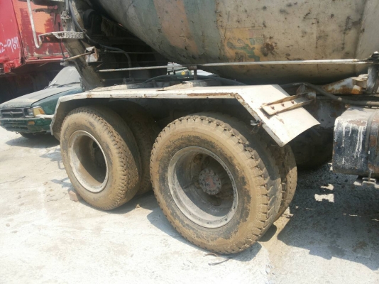 ขายรถ10ล้อโม่ปูนถูกๆเครื่อง175แรง มี2คัน