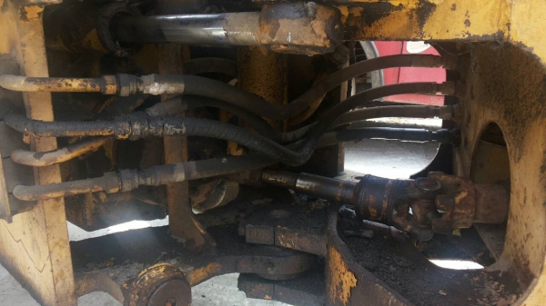 ขายเหมารถตักล้อยางCAT 910