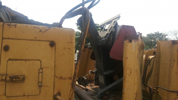 ขายเหมารถตักล้อยางCAT 910