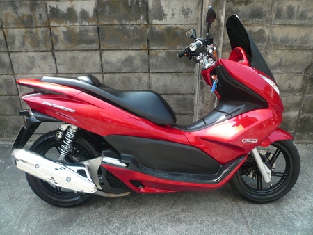 ขาย PCX150 ไมล์16,xxx สภาพใหม่ เครื่องเดิม พร้อมของแต่ง ของเดิมอยู่ครบ ขาย PCX150 ไมล์16,xxx สภาพใหม่ เครื่องเดิม พร้อมของแต่ง ของเดิมอยู่ครบ