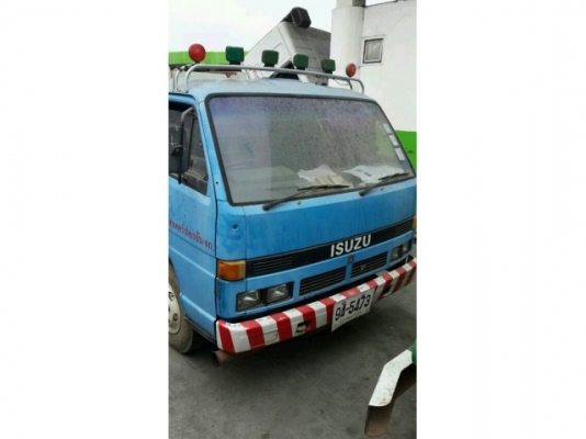 ขายISUZU NPR 115แรง ปี37ห้างแท้ มี4คัน แชสซีสวย เอกสารพร้อมโอน