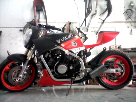 ขายvf750  45000ราคาต่อลองได้