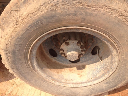 ขายรถโม่ปูน โม่โซ่ 5 Q isuzu ktm เครื่อง240 cc รถแจ้งจอดไว้ สภาพพร้อมใช้งาน