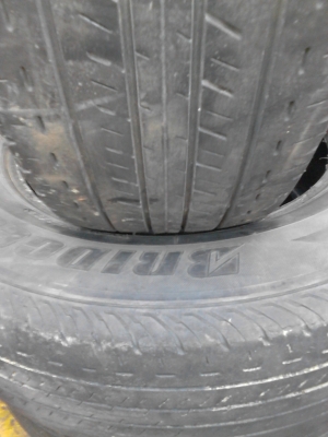 205/70R15  BRIDGESTONE DURAVIS R611 TEL.081-427-3941