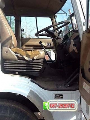 ขายรถบรรทุก 6 ล้อใหญ่ ติดเครน ยกได้ 2 ตัน HINO