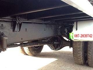 ขายรถบรรทุก 6 ล้อใหญ่ ติดเครน ยกได้ 2 ตัน HINO