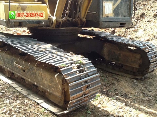 ขายรถบรรทุก 6 ล้อใหญ่ ติดเครน ยกได้ 2 ตัน HINO