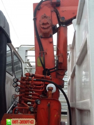 ขายรถบรรทุก 6 ล้อใหญ่ ติดเครน ยกได้ 2 ตัน HINO