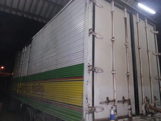 ขายครับตู้7.30เมตร สภาพ 80\%ครับ