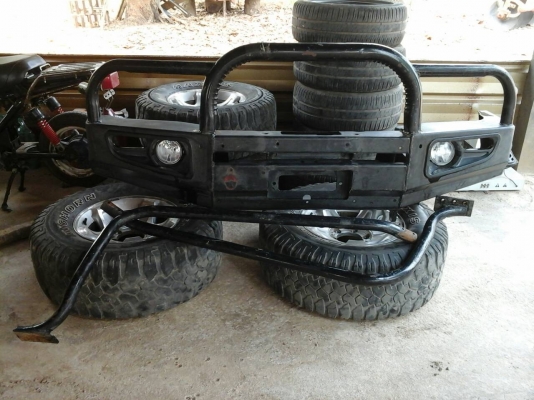 ขายกันชนหน้าออฟโรดพร้อมไซด์เรียลครับ