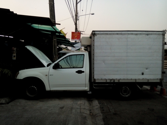 ขายรถกะบะตู้เย็น อีซูซุ ดีแม็ก สภาพสวยเดิมครับ เครื่องดี พร้อมใช้งาน ขายรถกะบะตู้เย็น อีซูซุ ดีแม็ก สภาพสวยเดิมครับ เครื่องดี พร้อมใช้งาน