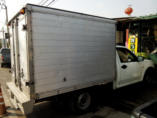 ขายรถกะบะตู้เย็น อีซูซุ ดีแม็ก สภาพสวยเดิมครับ เครื่องดี พร้อมใช้งาน ขายรถกะบะตู้เย็น อีซูซุ ดีแม็ก สภาพสวยเดิมครับ เครื่องดี พร้อมใช้งาน