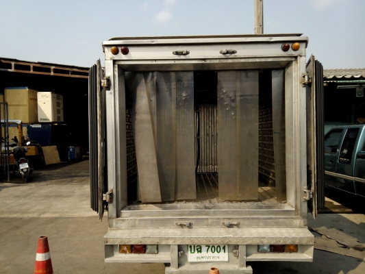 ขายรถกะบะตู้เย็น อีซูซุ ดีแม็ก สภาพสวยเดิมครับ เครื่องดี พร้อมใช้งาน ขายรถกะบะตู้เย็น อีซูซุ ดีแม็ก สภาพสวยเดิมครับ เครื่องดี พร้อมใช้งาน