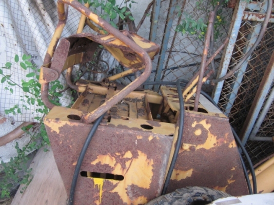 SALE!!!- ชุดบูมมือขุด รถหน้าตัก-หลังขุด พร้อมขาตั้ง KOMATSU มือสองจากญี่ปุ่น= 40,000 บาท