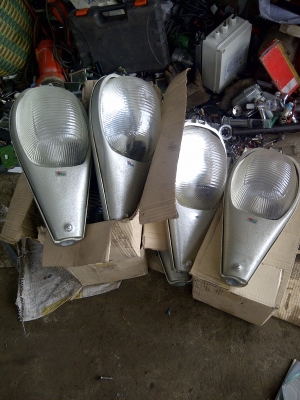 ขาย...โคมไฟถนน