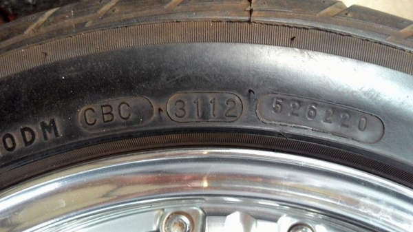 ขายแม็กขอบ 15 พร้อมยางดอกสวยๆปี 12