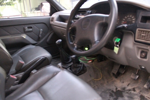 ขายถูกรถพร้อมใช้ง1997เครื่อง2.8turbo เกีย4x4เอกสาร ครบพร้อมโอน