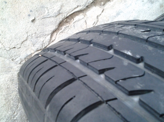 ยาง 205/60/16 ปี 12 ยาง 205/60/16 ปี 12