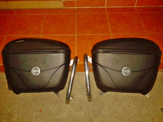 ขาย SUZUKI GSX1400 ปี2005 หัวฉีด อินวอย รถสวย เครื่องดีแห้งเงียบ แถมกระเป๋าข้างGIVI