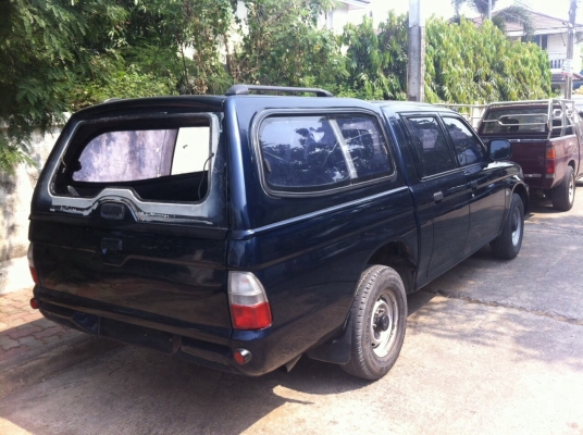 ขายด่วนรถกระบะMitsubishi L200-Strada-Grandis 4dr G-cab 2.5 MT ปลายปี2003