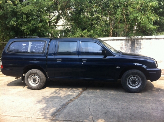 ขายด่วนรถกระบะMitsubishi L200-Strada-Grandis 4dr G-cab 2.5 MT ปลายปี2003