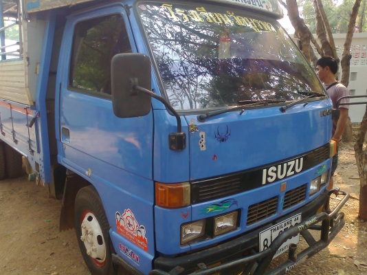 ISUZU NKR 57Lรถสองแถวรับส่งนักเรียนร้อนมากอยากขายพร้อมคิว
