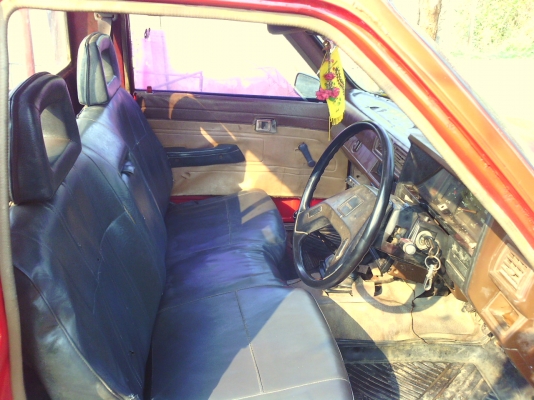 ขาย TOYOTA กะบะตอนเดียว เครื่องดีเชล 5เกียร เครื่องแน่น แน่น ช่วงล่างดี 53000