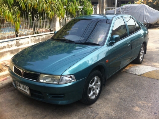 ขายด่วนรถเก๋งMitsubishi Lancer Glxi 1.6 MT ปี2000