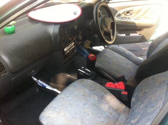 ขายด่วนรถเก๋งMitsubishi Lancer Glxi 1.6 MT ปี2000