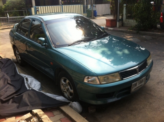 ขายด่วนรถเก๋งMitsubishi Lancer Glxi 1.6 MT ปี2000
