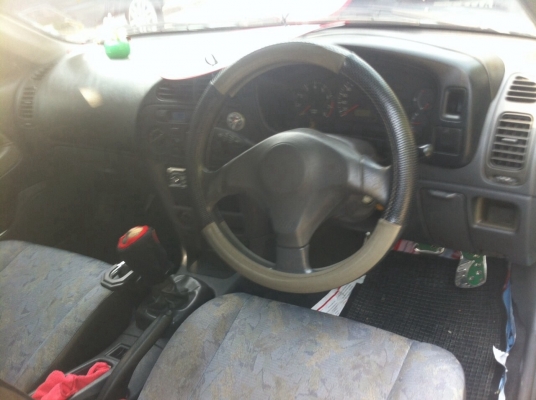 ขายด่วนรถเก๋งMitsubishi Lancer Glxi 1.6 MT ปี2000