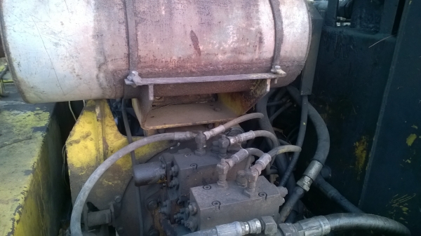 PC120-3 ไม่สวยแต่รถดี กำลังเปลียนโรลเลอร์ เครื่อง ปั้ม แห้ง แรงดี..