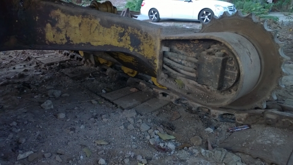 PC120-3 ไม่สวยแต่รถดี กำลังเปลียนโรลเลอร์ เครื่อง ปั้ม แห้ง แรงดี..