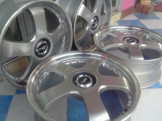 ขายkosei18/4/100/114.3et38กว้าง7.5สวยเดิมๆ ขายkosei18/4/100/114.3et38กว้าง7.5สวยเดิมๆ