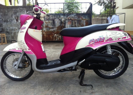 ขาย Fino ลาย ปารีส สวยๆเดิมๆชุดสีไม่มีรอย ราคาถูกๆครับ