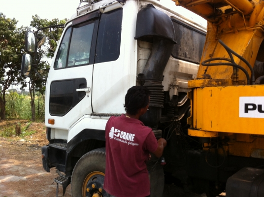 ขายรถ10ล้อนิสสัน ปั้มปูนPutzmeister ยิ่งได้สูง 32 เมตร
