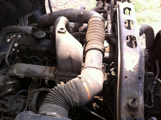 ขายรถ10ล้อนิสสัน ปั้มปูนPutzmeister ยิ่งได้สูง 32 เมตร ขายรถ10ล้อนิสสัน ปั้มปูนPutzmeister ยิ่งได้สูง 32 เมตร