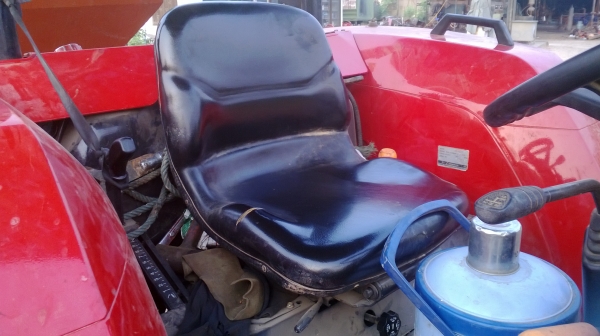 ขายไม่แพง ยันมาร์ 45 แรง ใช้งานสองพันกว่าชม. สภาพเยี่ยม! ยางใหม่มาก! โทรเลย 081-0745778 ลุงโหนกรับสายจ้า