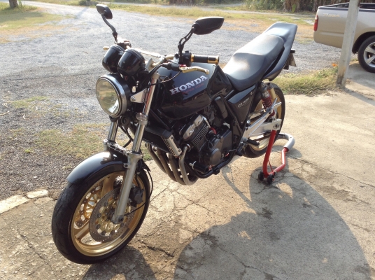 ธานนทบุรี//ขาย honda cb400 ปี94 สภาพนางฟ้าท้ายเทค3 ทะเบียนเลขสวยพร้อมโอนครับ