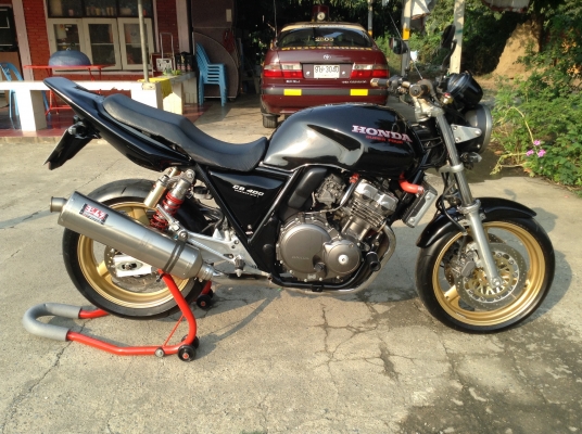 ธานนทบุรี//ขาย honda cb400 ปี94 สภาพนางฟ้าท้ายเทค3 ทะเบียนเลขสวยพร้อมโอนครับ