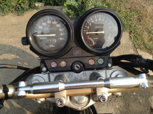 ธานนทบุรี//ขาย honda cb400 ปี94 สภาพนางฟ้าท้ายเทค3 ทะเบียนเลขสวยพร้อมโอนครับ